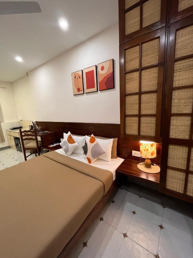 Casa Mel Hotel Pondicherry Exterior photo